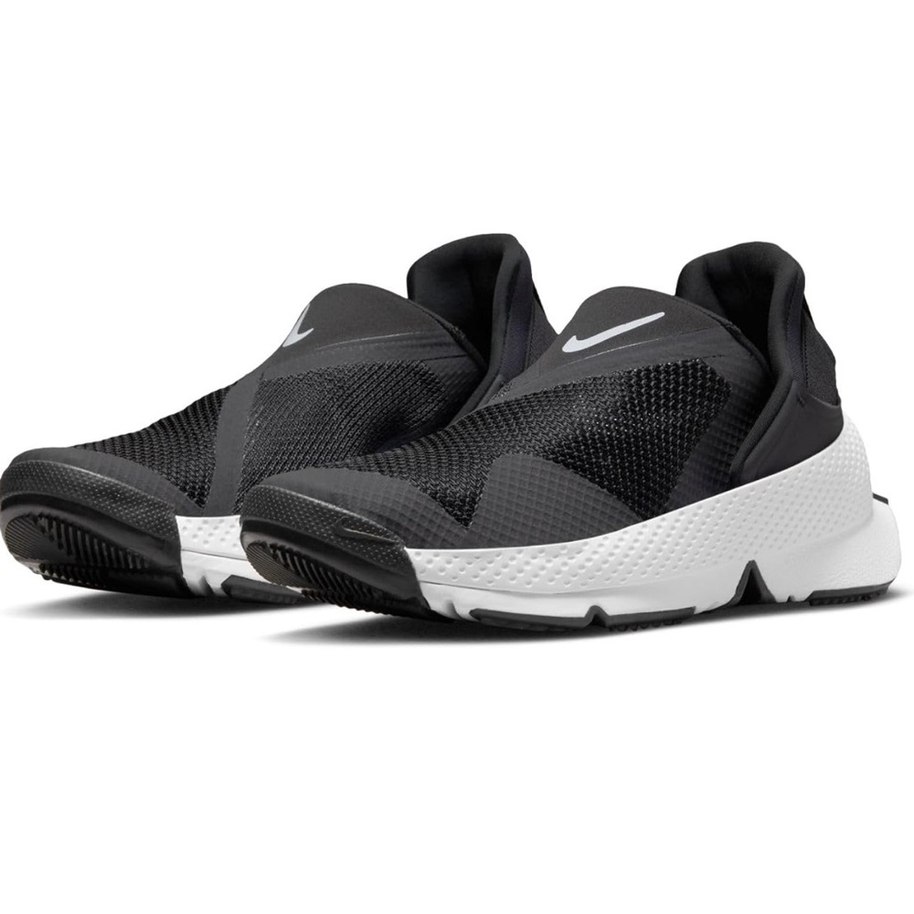 Nike Go Flyease Black and White Slip-On Sneaker shoes men’s 9